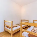 Апартаменты 2 Bedroom Awesome Apartment In Grizane Grizane-Belgrad