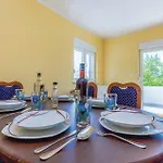 2 Bedroom Awesome Apartment In Grizane Апартаменты Grizane-Belgrad