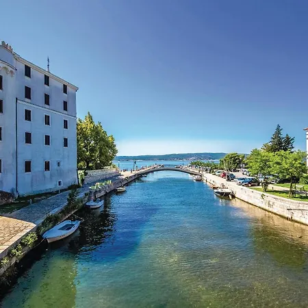 2 Bedroom Awesome Apartment In Grizane * Grizane-Belgrad