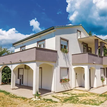 2 Bedroom Awesome In