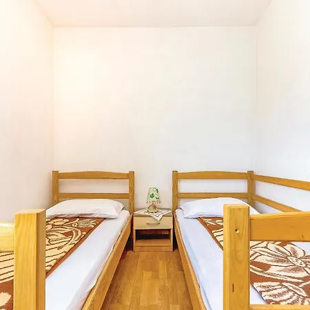2 Bedroom Awesome In