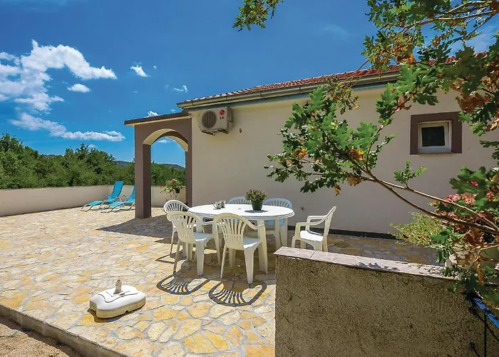 2 Bedroom Awesome In